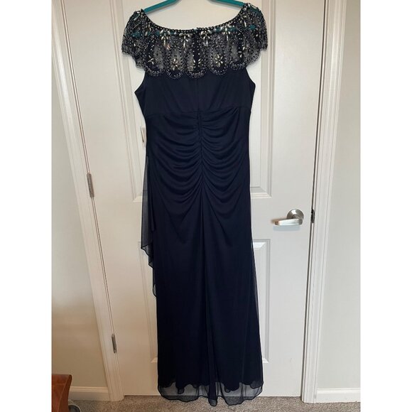 Xscape Cap-Sleeve Beaded Yoke Sheer Gown By Davids Bridal Sz 16 Ruched Navy NWT - Picture 5 of 12